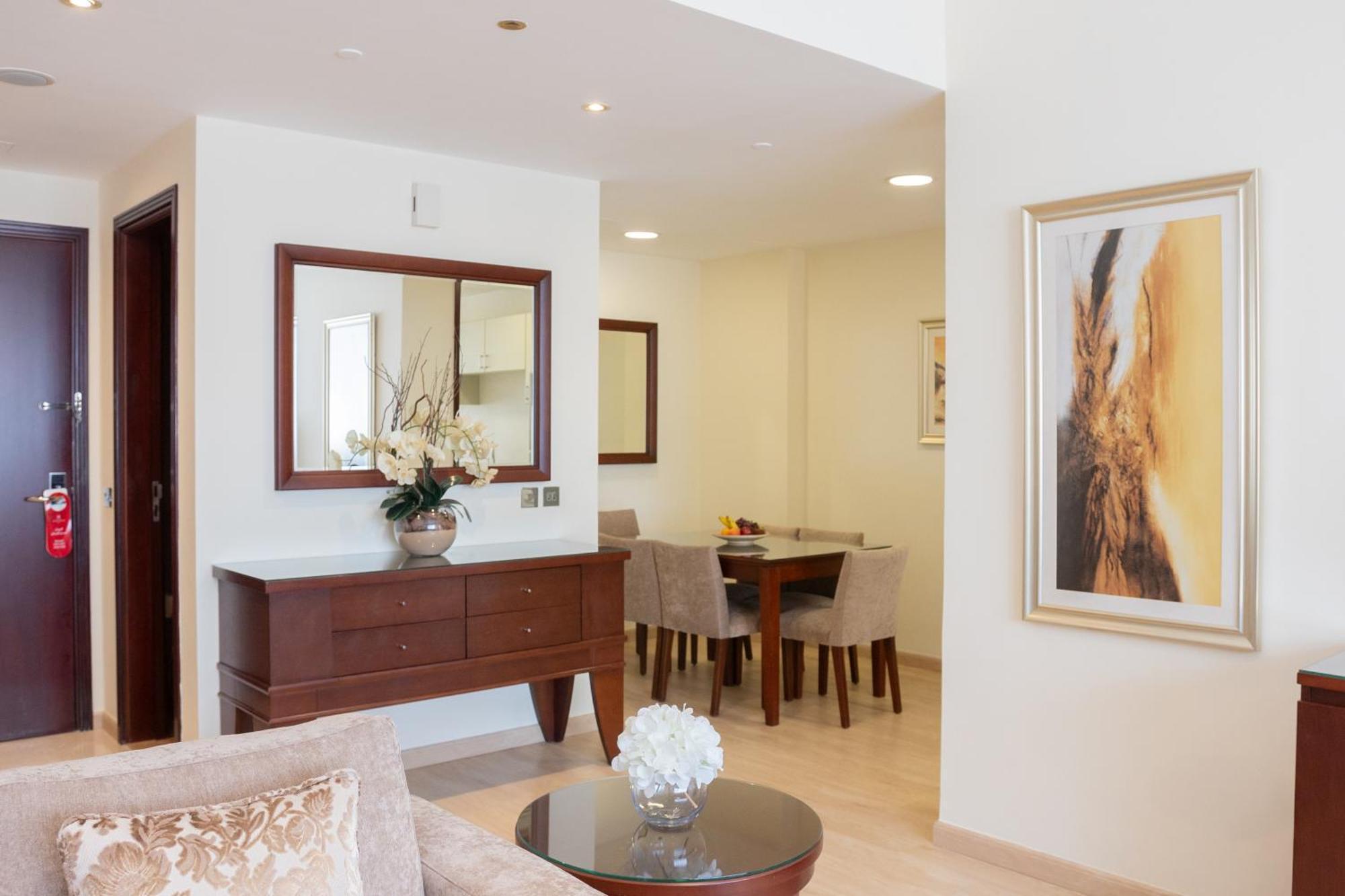 Hotel Grand Millennium 5*