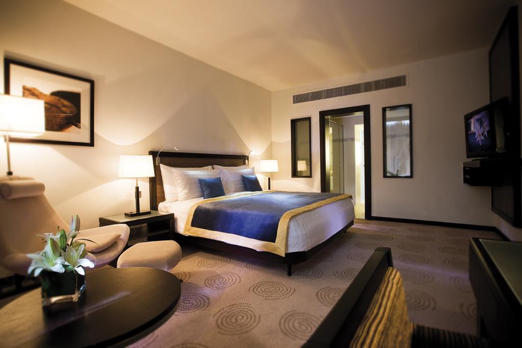 Avani Deira 5*