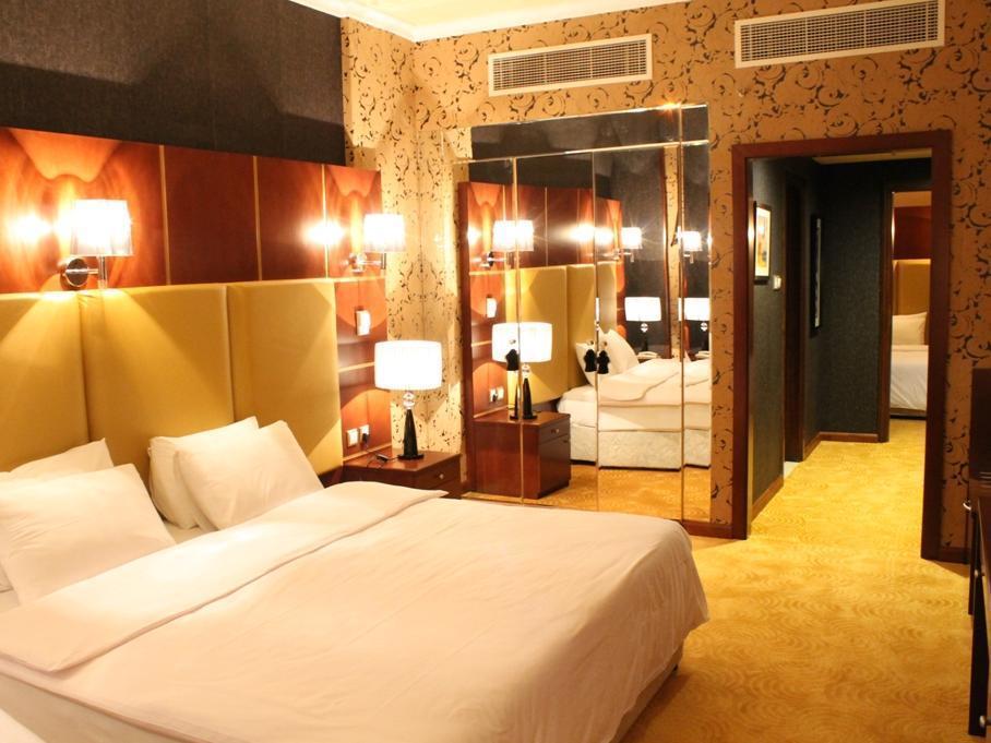 Kings Park Hotel 3*