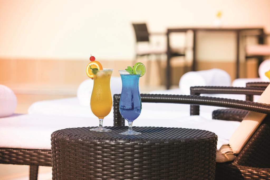 Hotel Avani Deira 5*