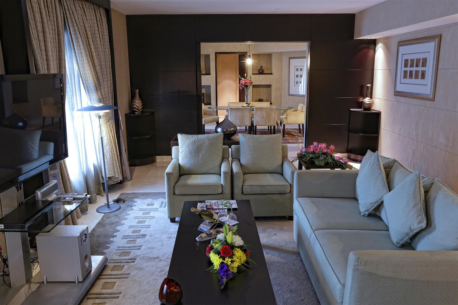 Ramada Plaza By Wyndham Deira 4*
