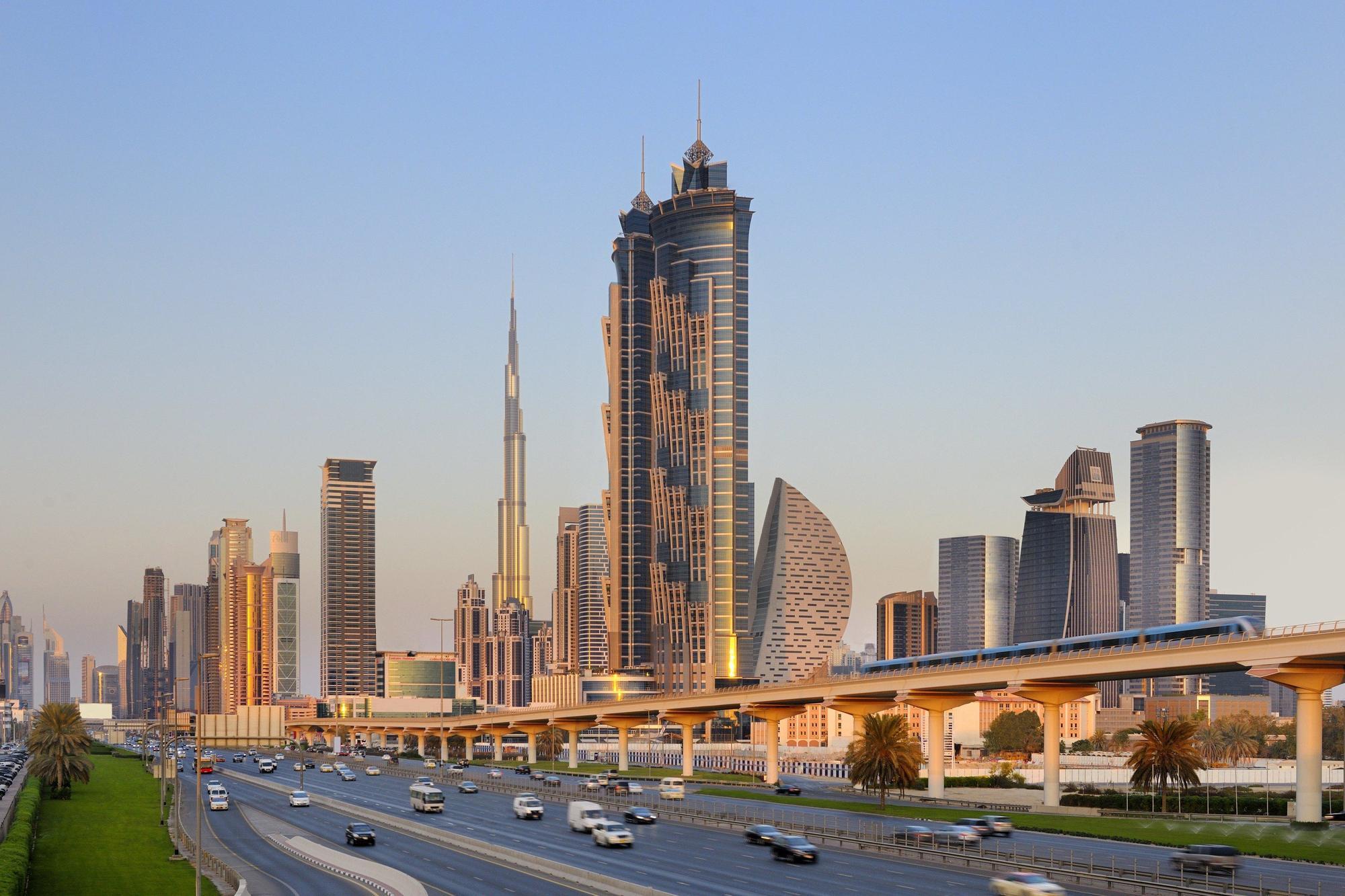 Jw Marriott Marquis Hotel 5*
