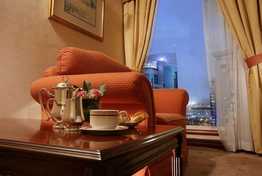 Hotel Knight Castle Dubai