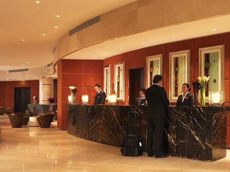 Hotel Crowne Plaza Festival City