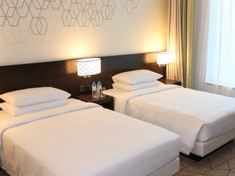 Hotel Hyatt Place Baniyas Square 4*