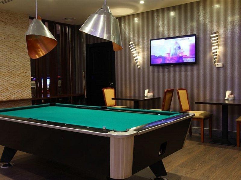 The George By Saffron, Creek