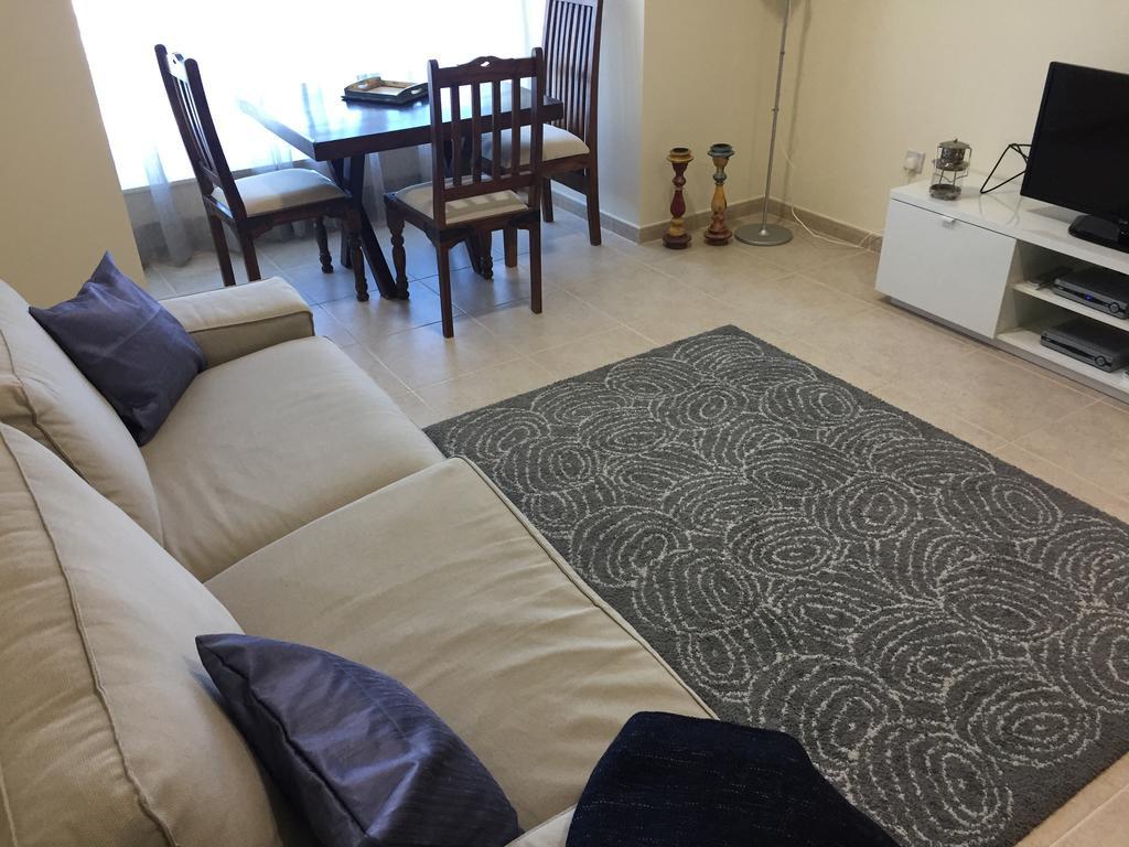 Espace Holiday Homes - Elite Residency *