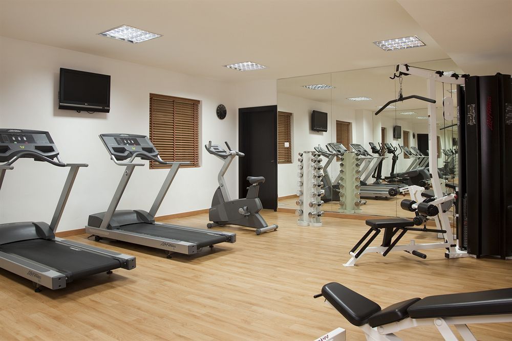 Holiday Inn Express Dubai Jumeirah, An Ihg Hotel 2*