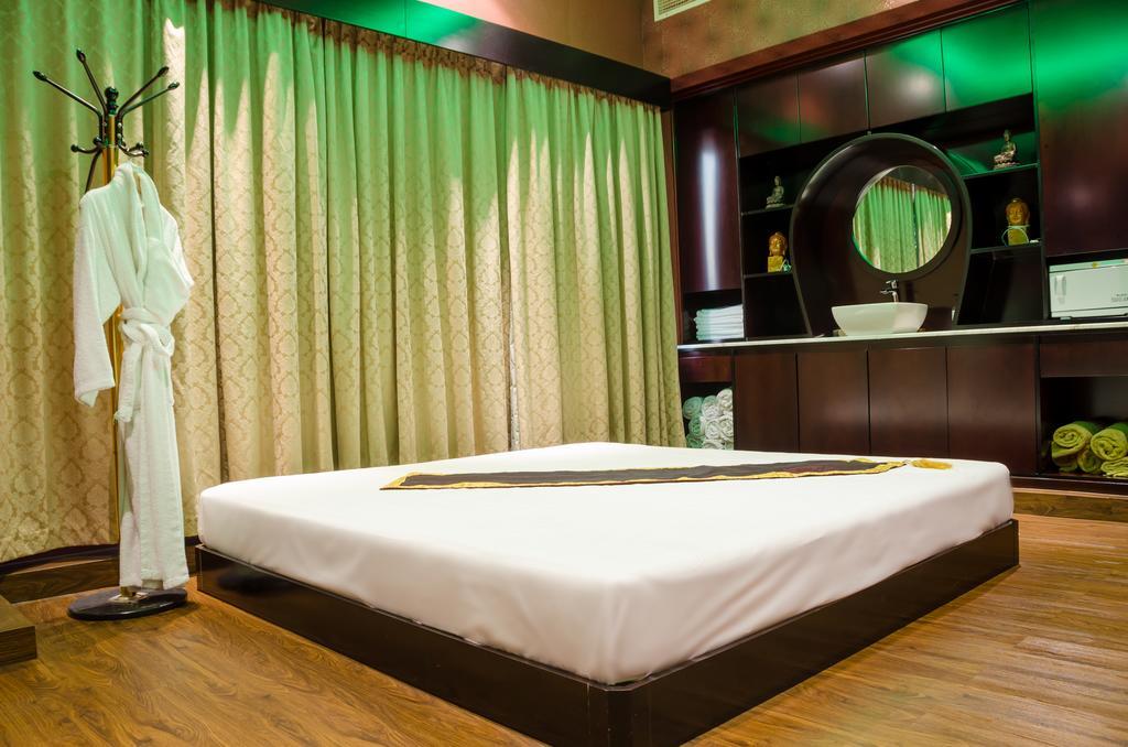 Hotel Ramee Guestline 2*