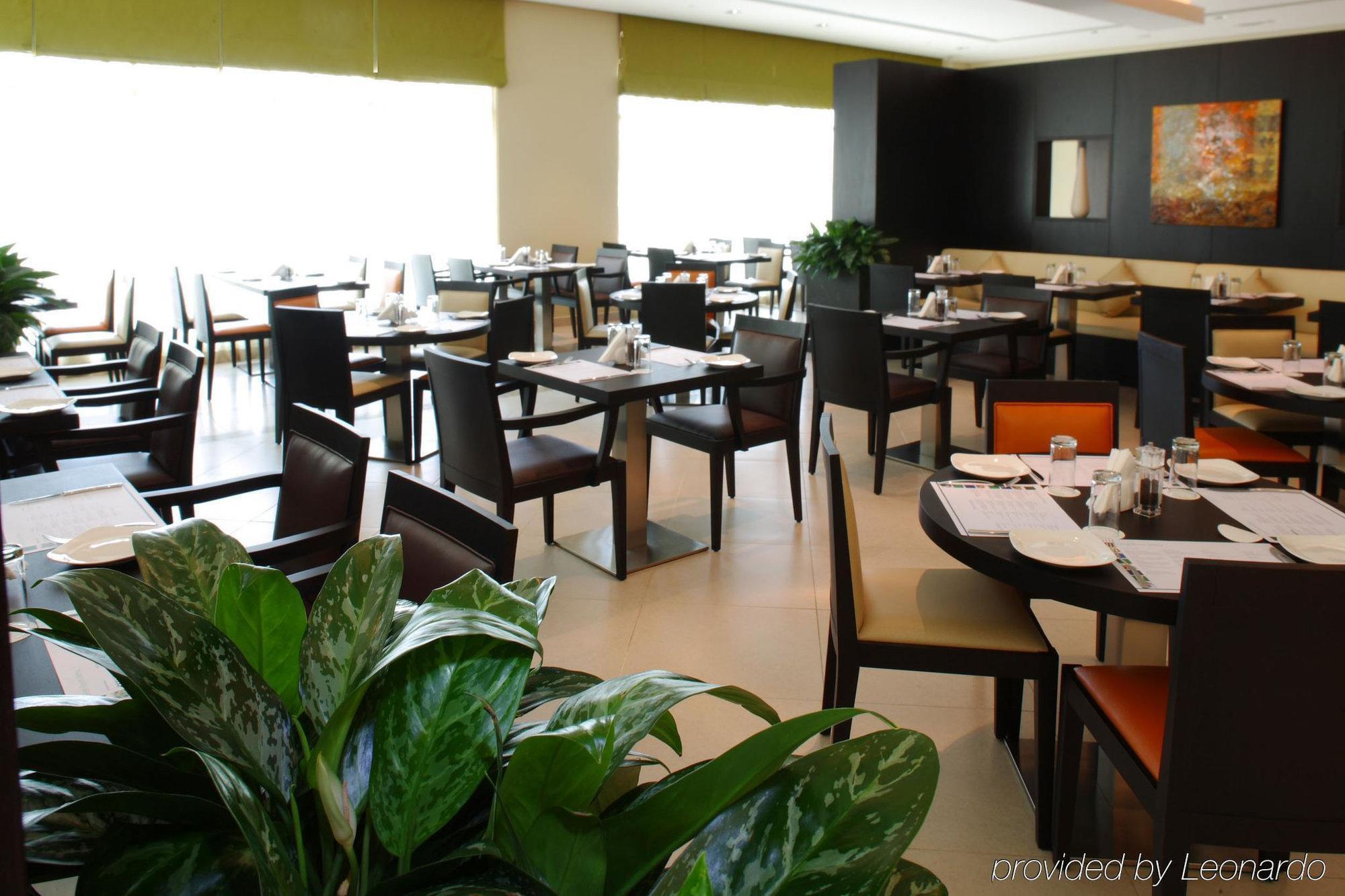 Hotel Express Dubai, Jumeirah By Ihg