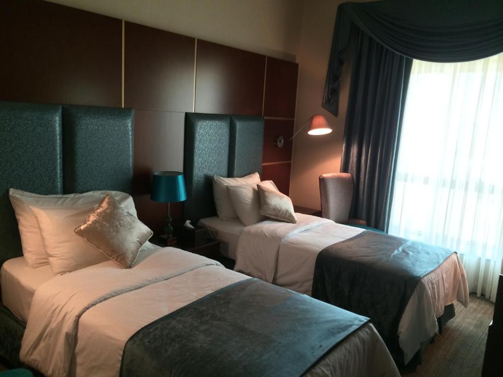Kings Park Hotel 3*