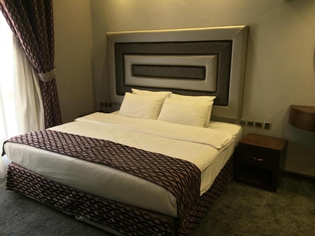 Hotel Kings Park 3*