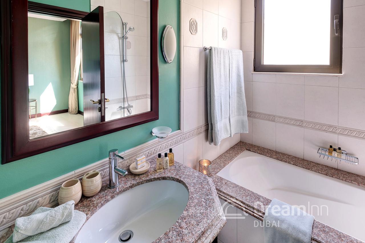 Villa Dream - Luxury Palm Beach Dubai