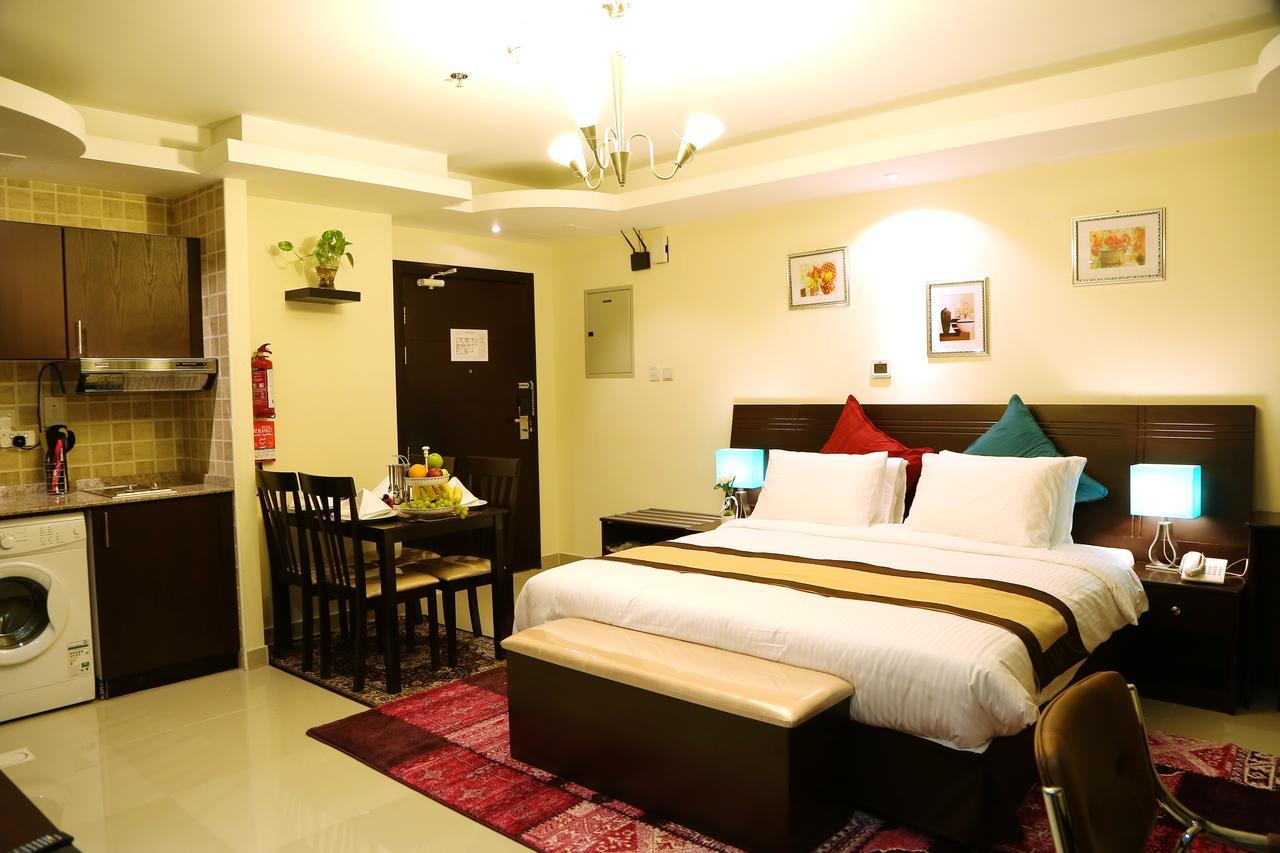 Aparthotel Travellers