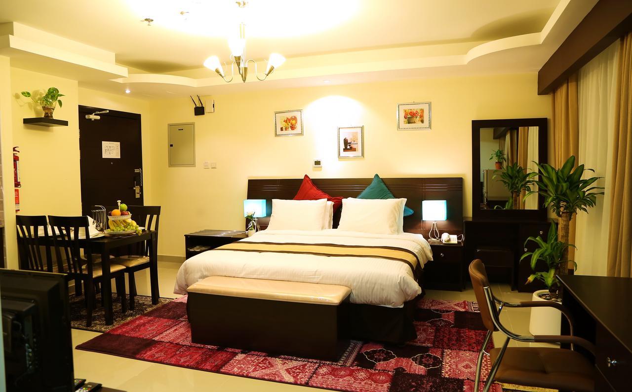 Travellers Aparthotel Dubai