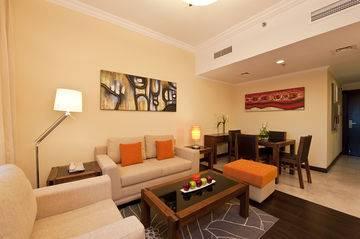 Deebaj Plaza Aparthotel 3*