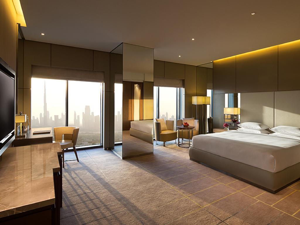 Hyatt Regency Creek Heights 5*
