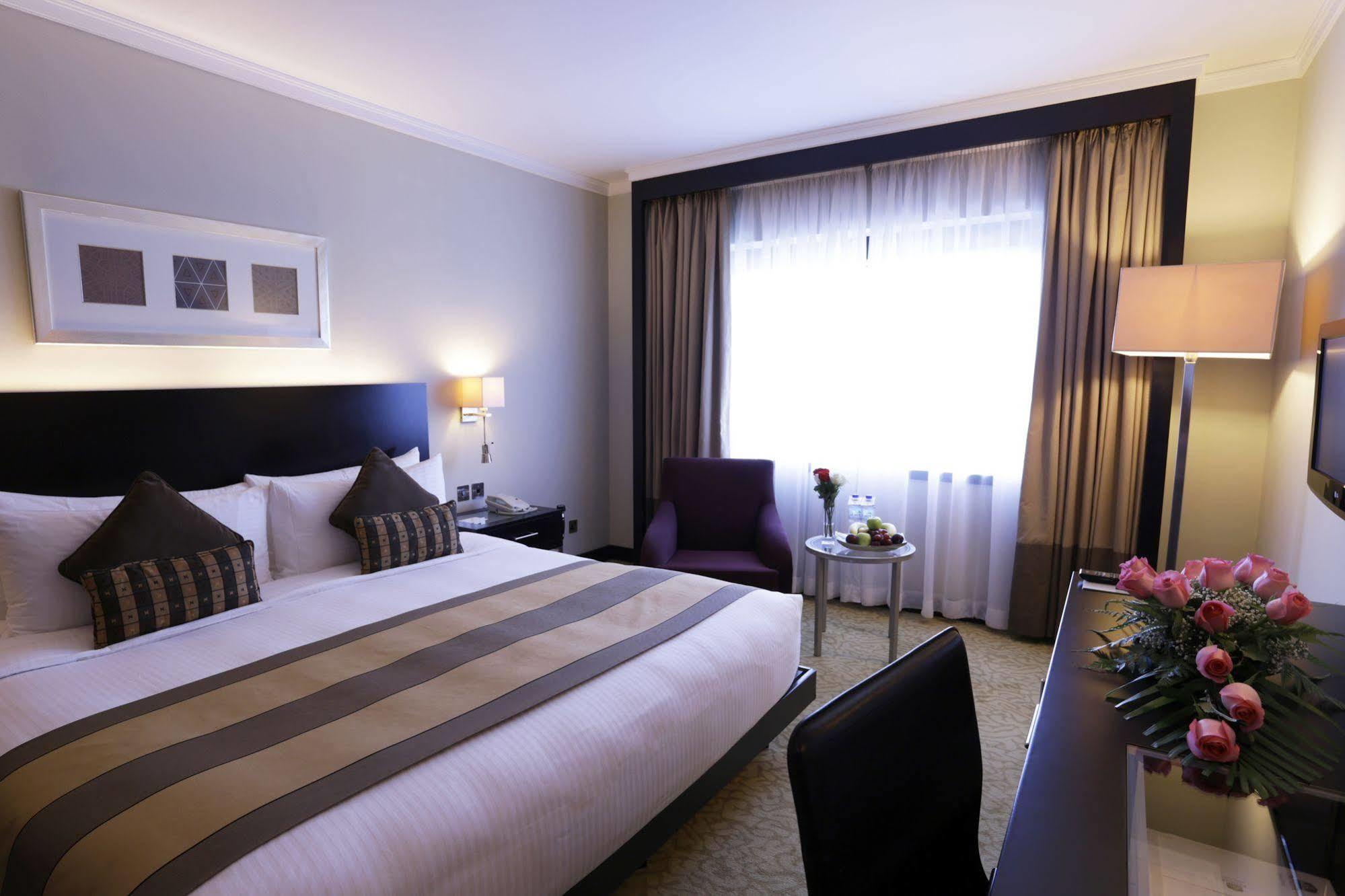 Ramada Plaza By Wyndham Deira 4*