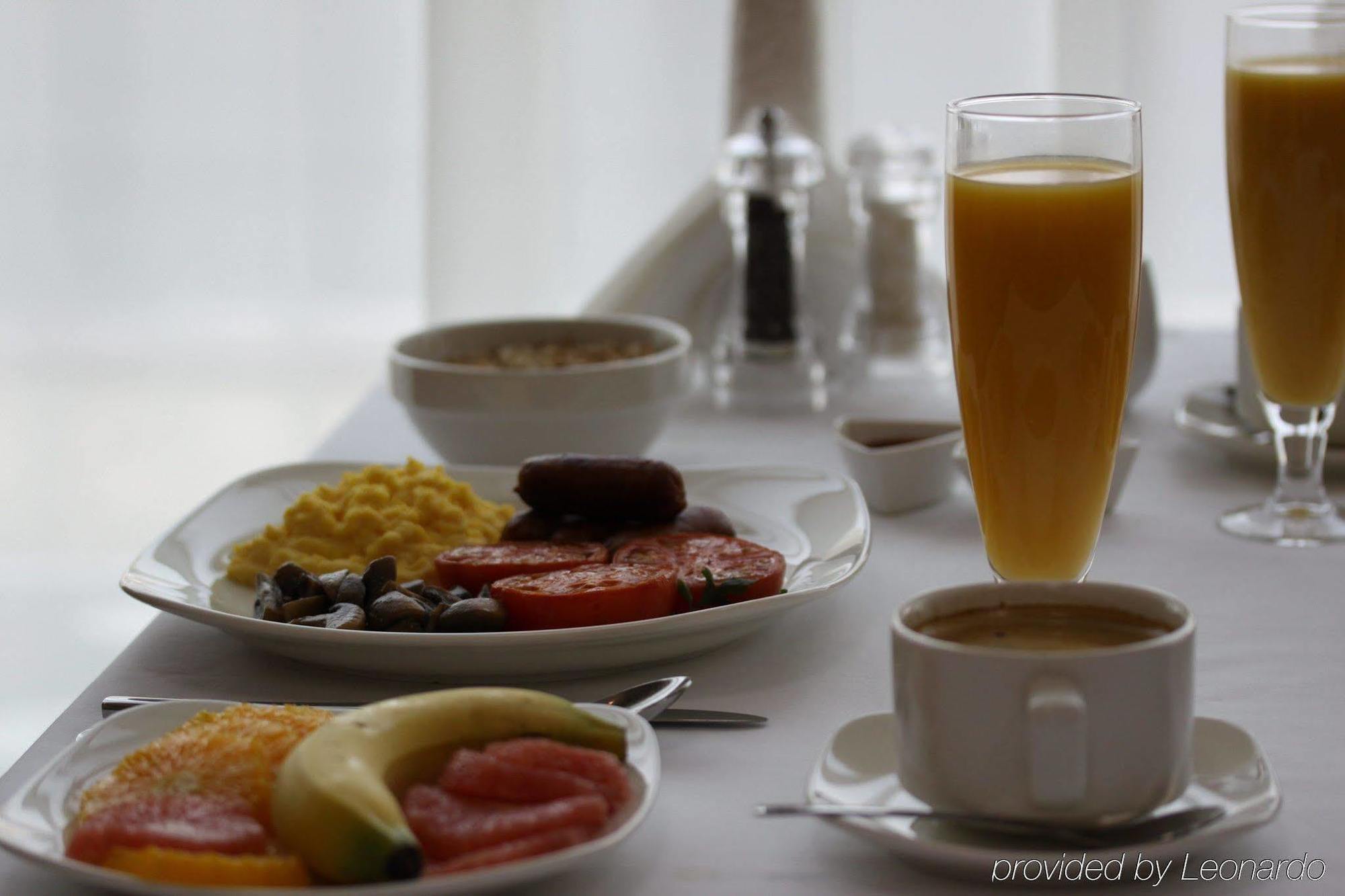 Express Dubai, Jumeirah By Ihg Hotel