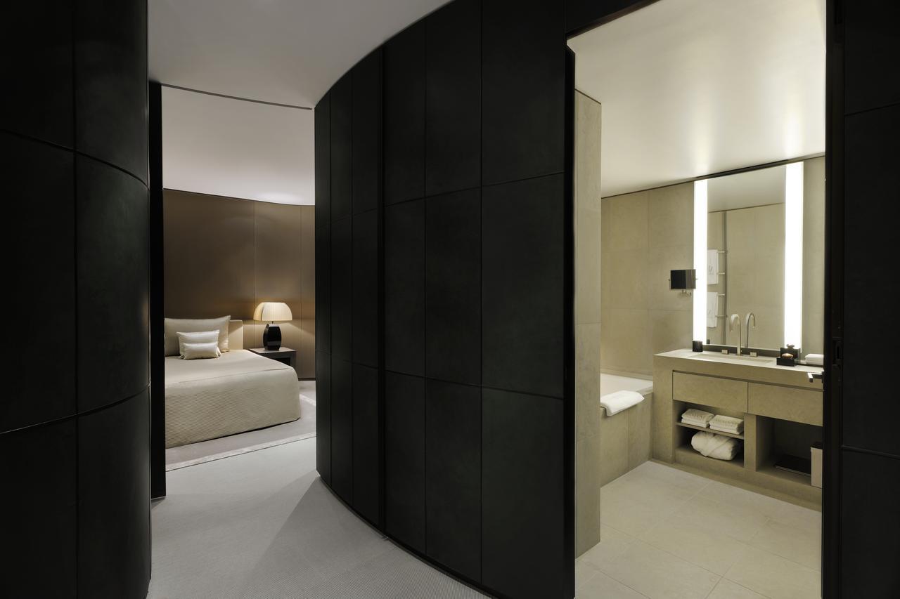 Armani Hotel 5*