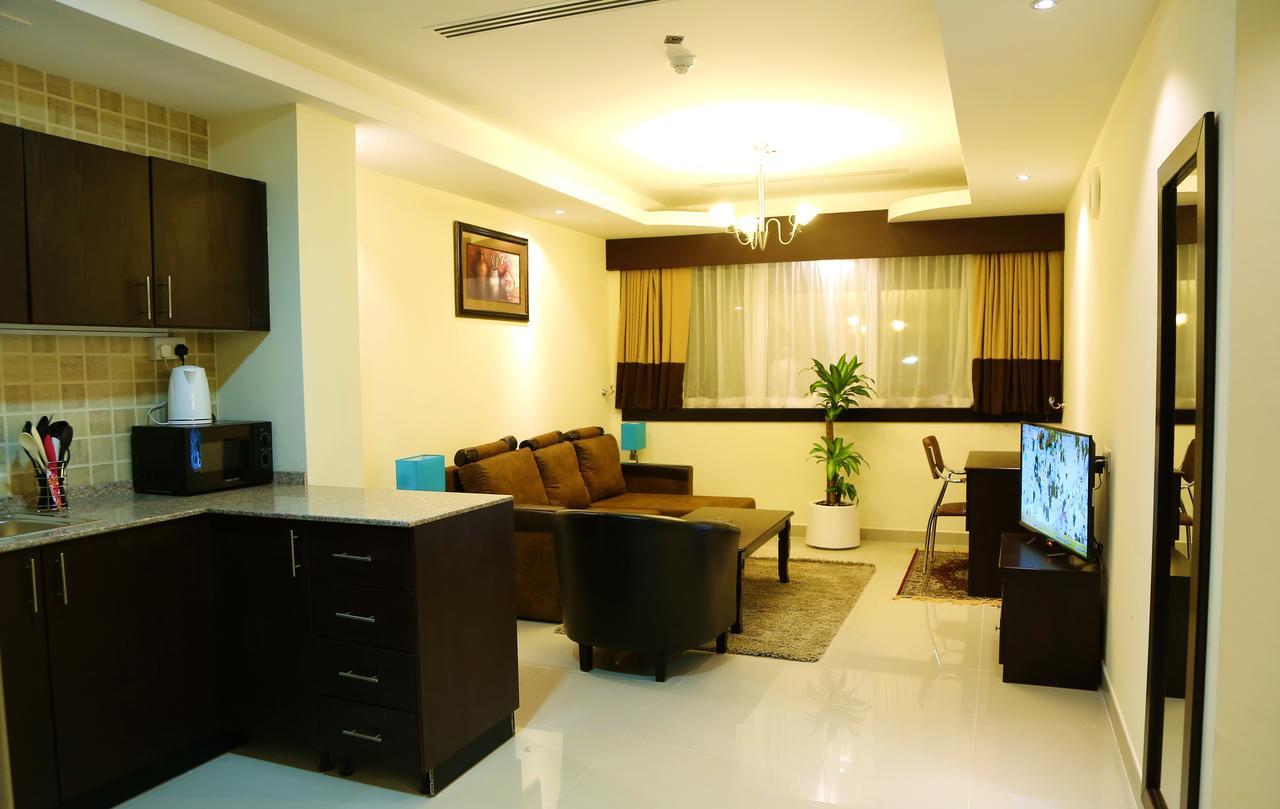 Travellers Aparthotel