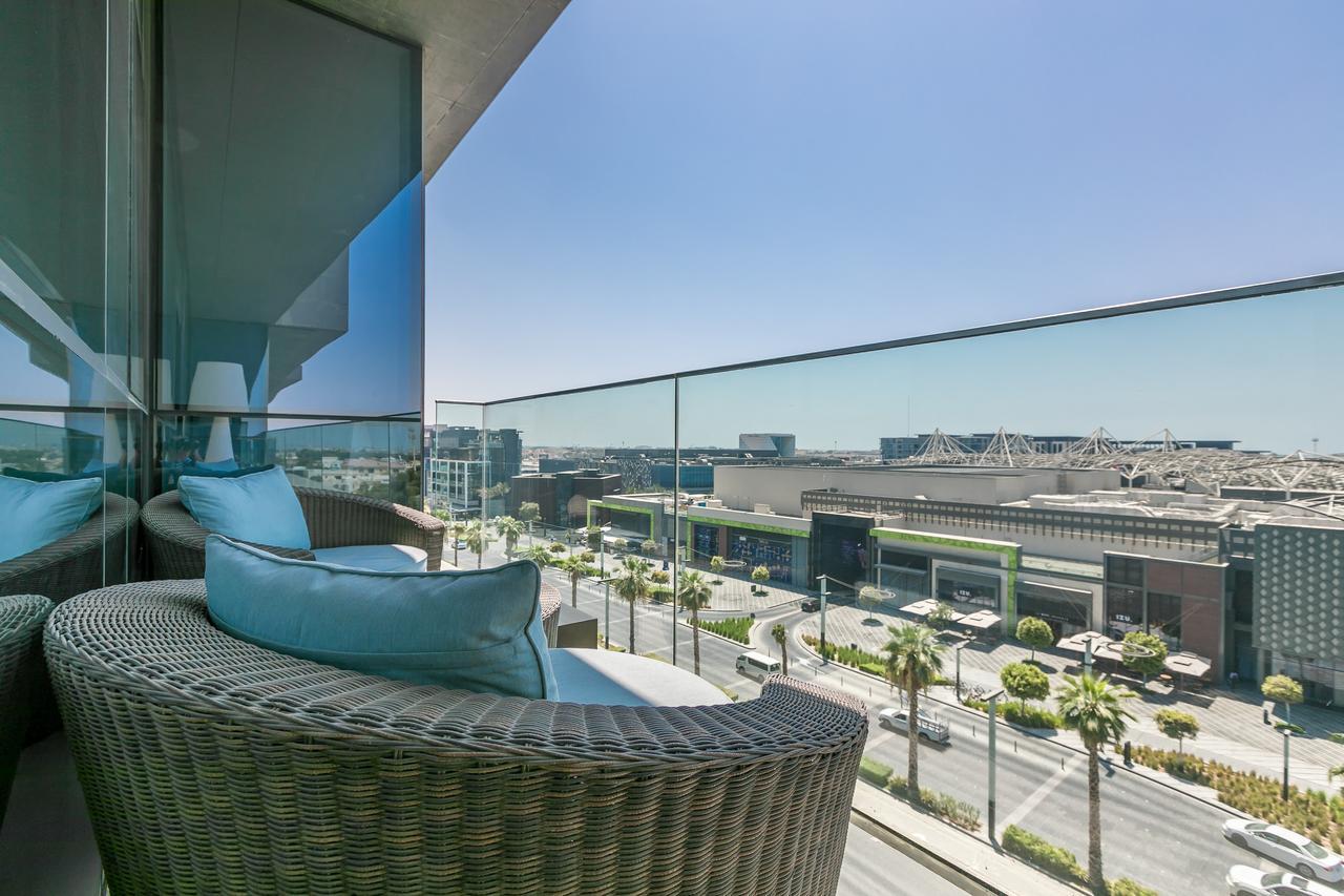 Dhh - Opposite To Walk Mall - 3 Beds With Maids Apartment