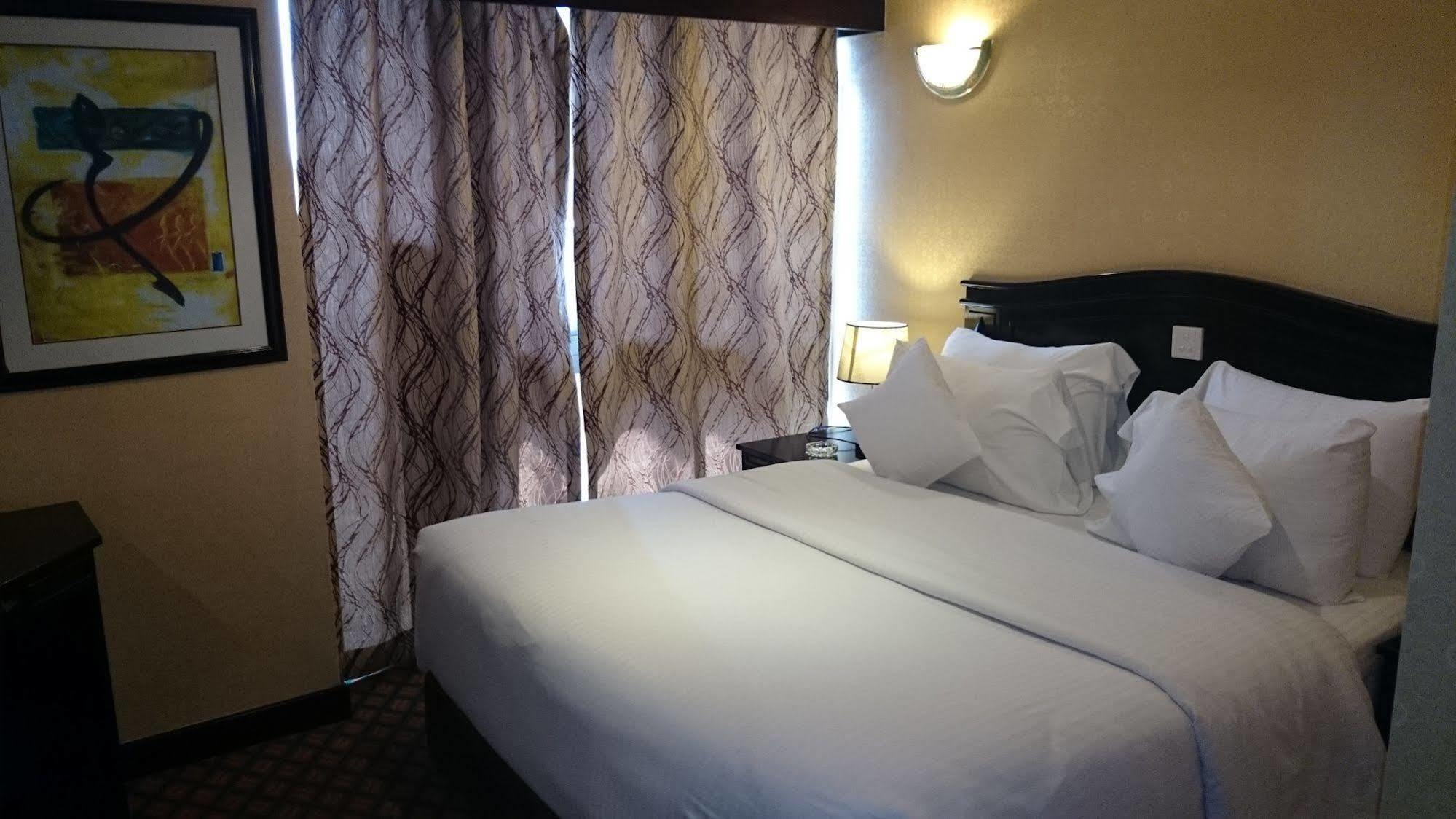 Sandras Hotel Dubai