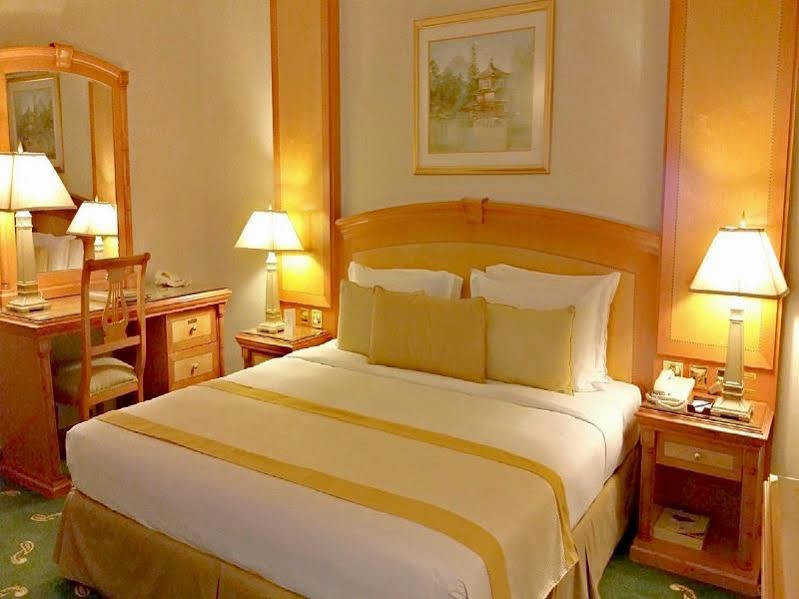 Hotel Knight Castle 5*
