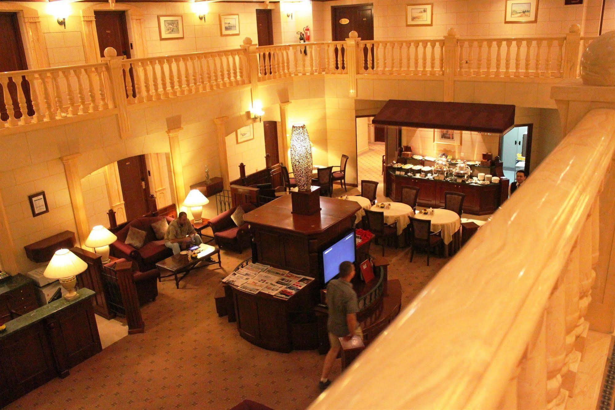 Hotel Knight Castle