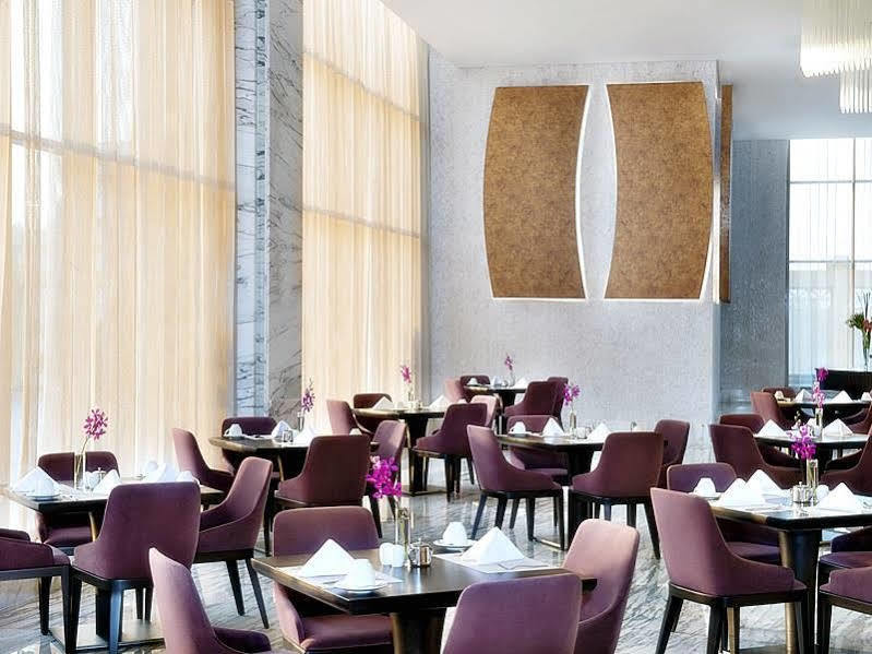 Hotel Atana
