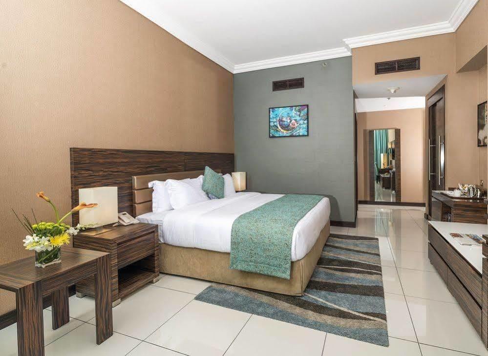 Hotel Atana 4*