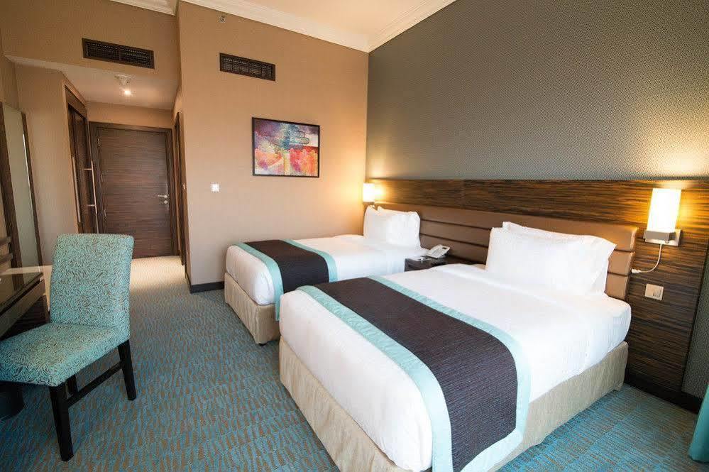 Atana Hotel
