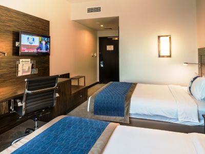 Holiday Inn Express Dubai Jumeirah, An Ihg Hotel 2* Dubai