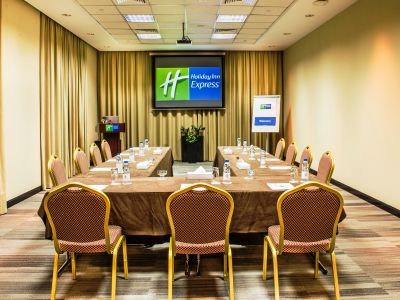Holiday Inn Express Dubai Jumeirah, An Ihg Hotel Dubai