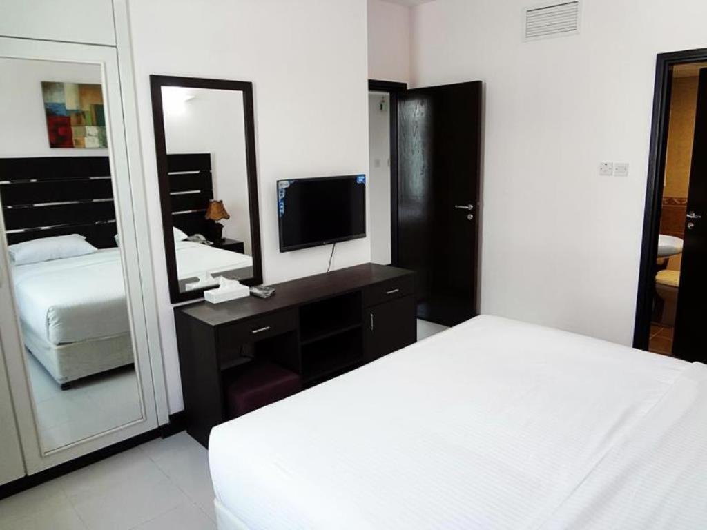 Aparthotel Premiere Hotel Apartments 2*