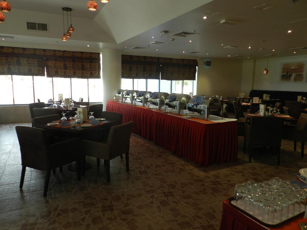 Sun & Sands Sea View Hotel Dubai