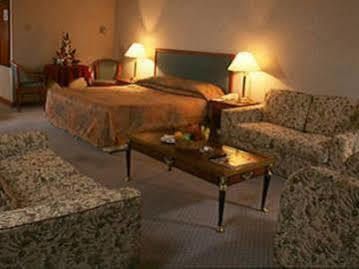 The George By Saffron, Creek Hotel 3*
