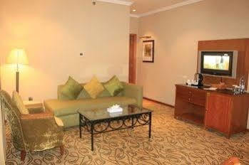 Country Club 4*