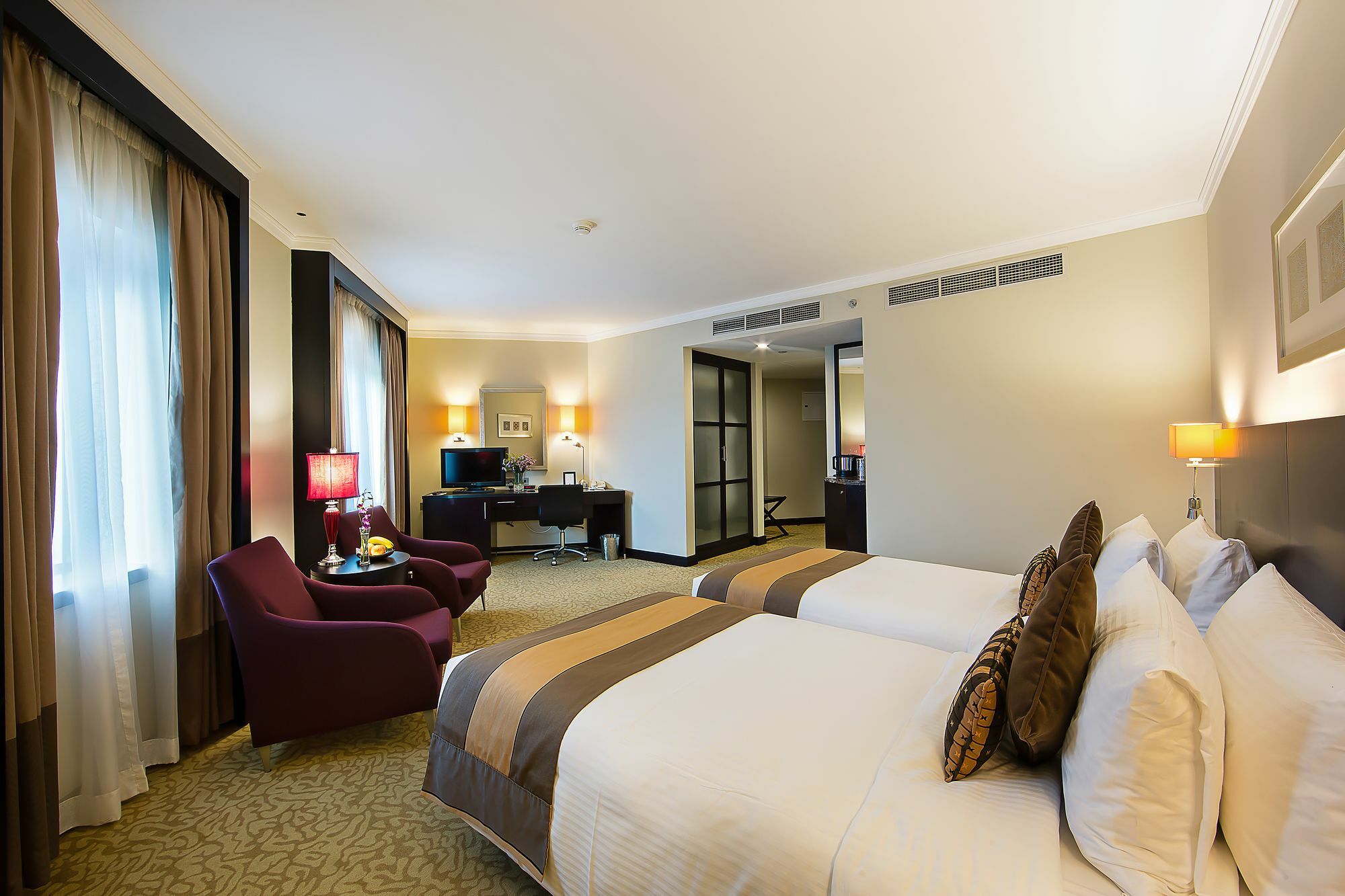 Ramada Plaza By Wyndham Deira Hotel 4*