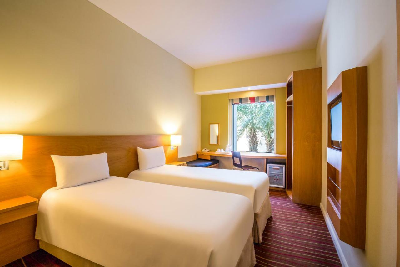 Ibis Mall Avenue Hotel