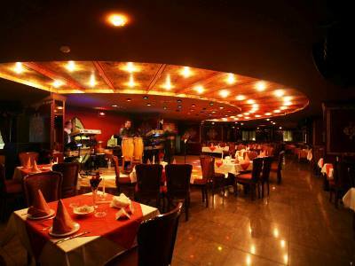 The George By Saffron, Creek 3*