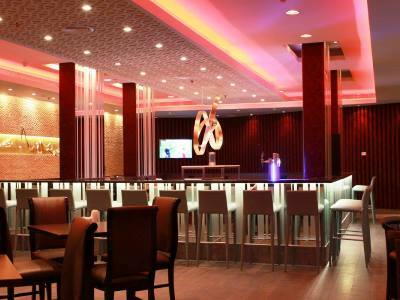 The George By Saffron, Creek