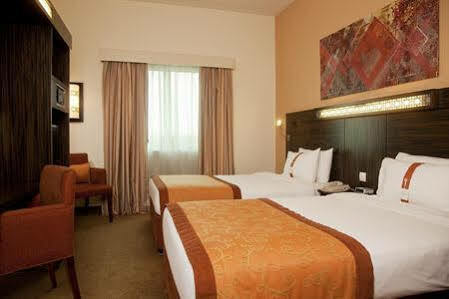 Hotel Express Dubai, Jumeirah By Ihg Dubai