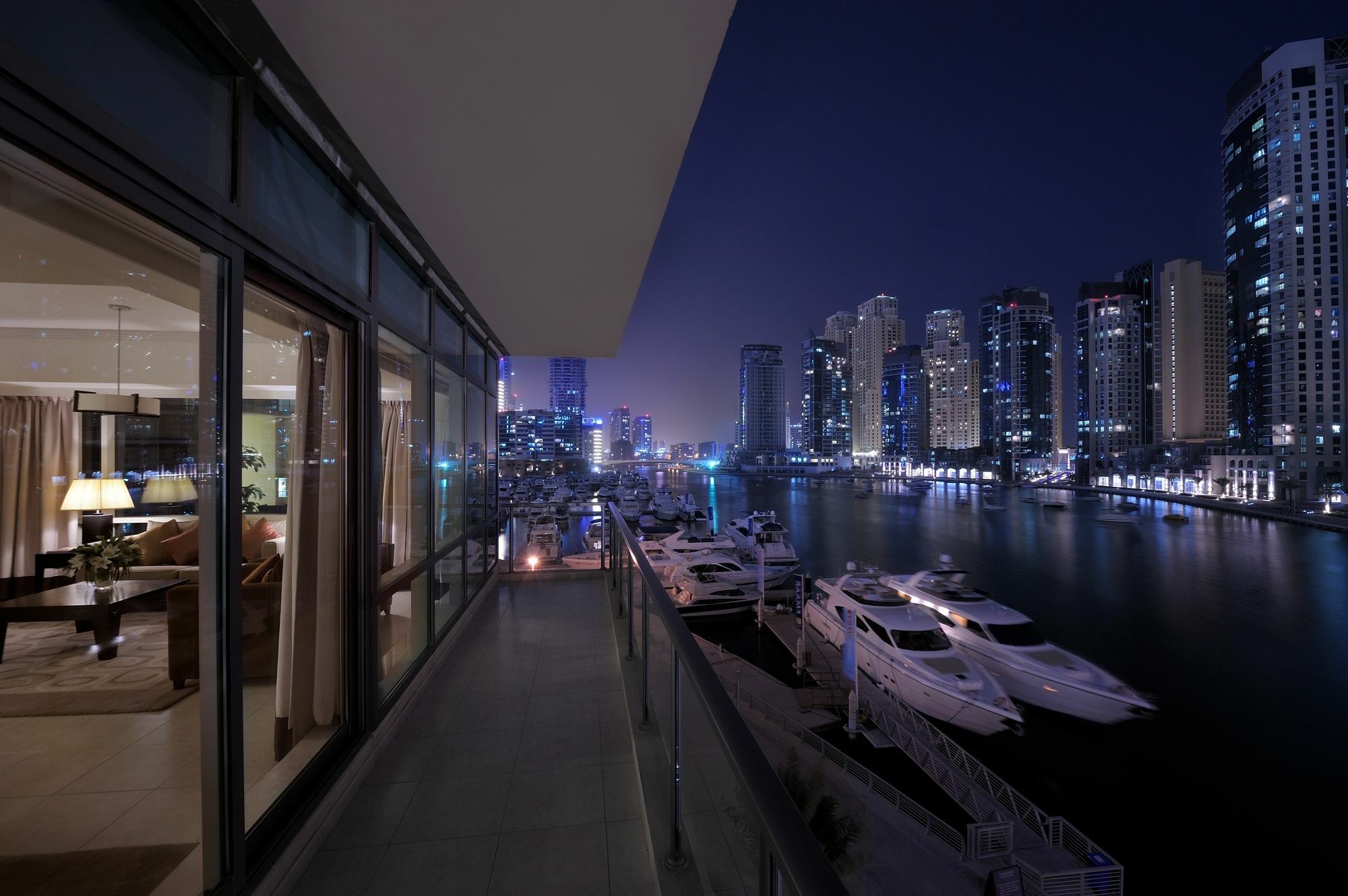 Aparthotel Nuran Marina Dubai