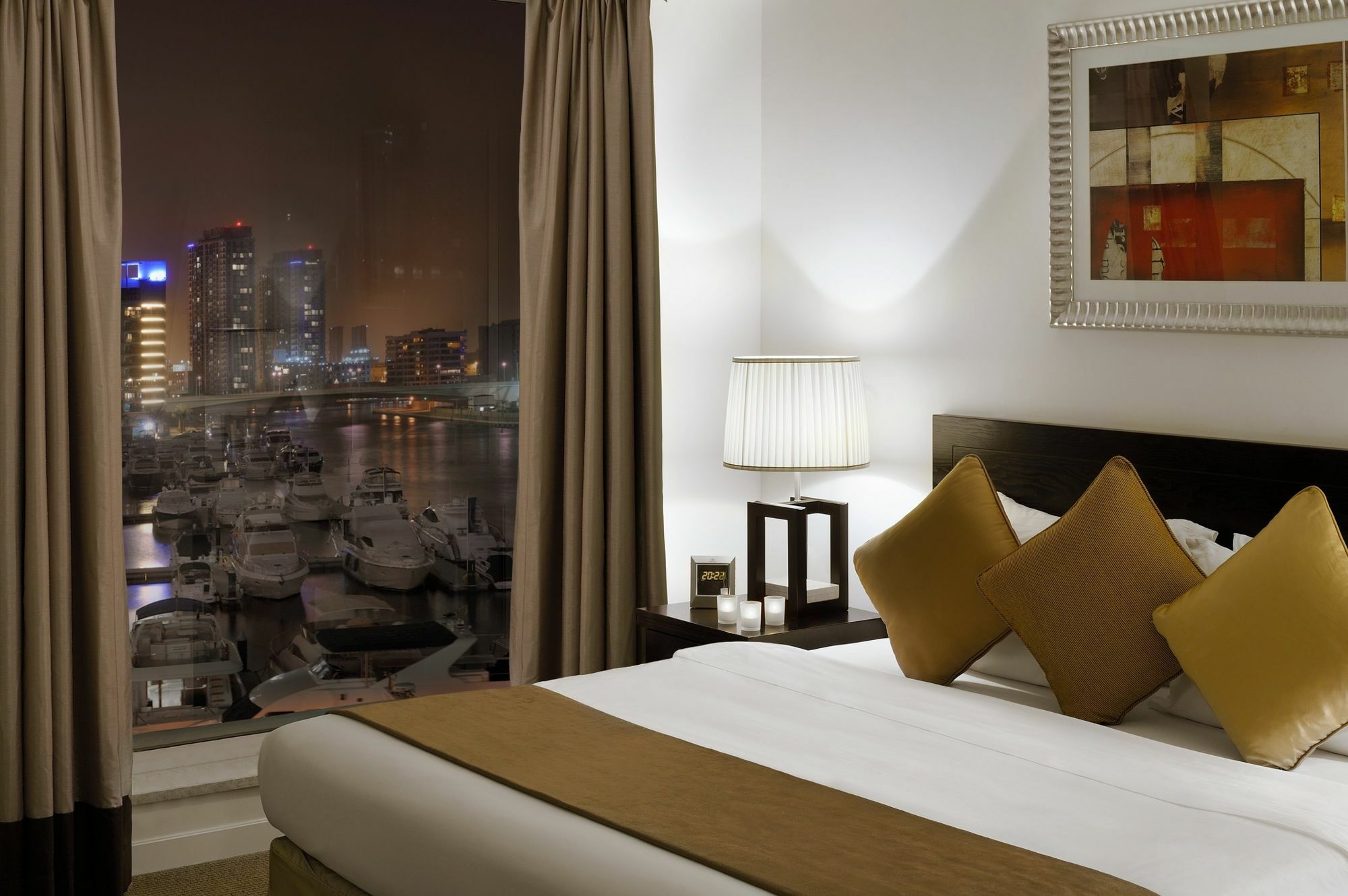 Nuran Marina 4* Dubai