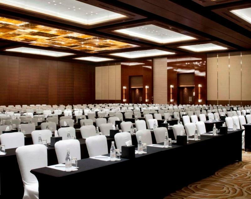 Crowne Plaza Festival City