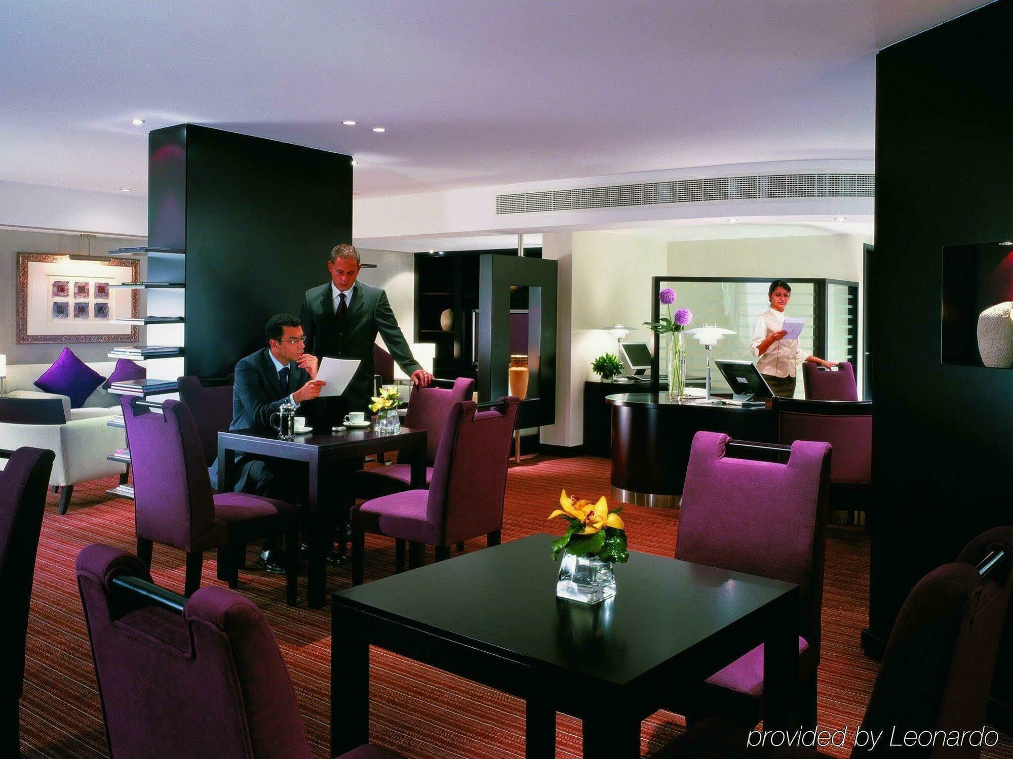 Ramada Plaza By Wyndham Deira 4* Dubai