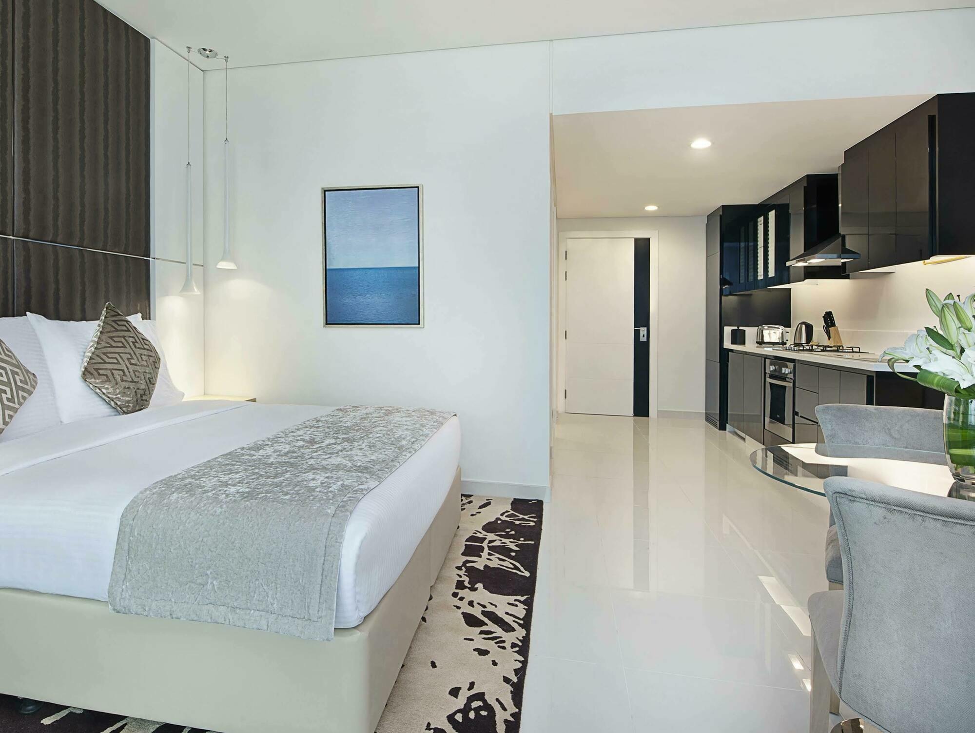 Damac Maison Canal Views Aparthotel