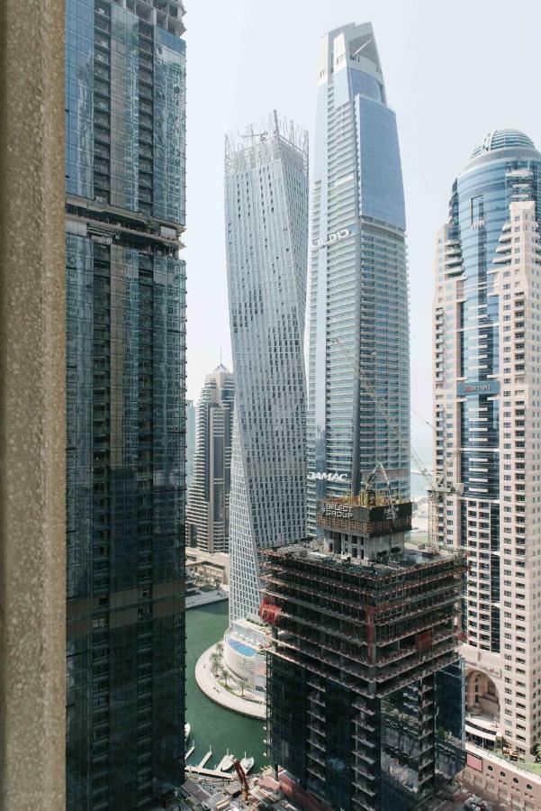 Boutique Living - Dubai Marina Heights Apartment