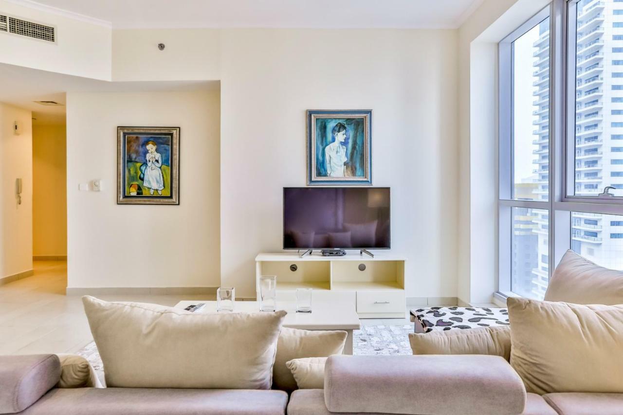 Apartment 2br High Floor Torch Tower Marina